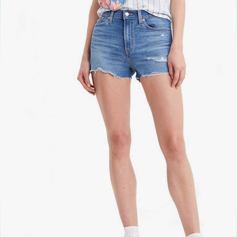 Levi high rise shorts